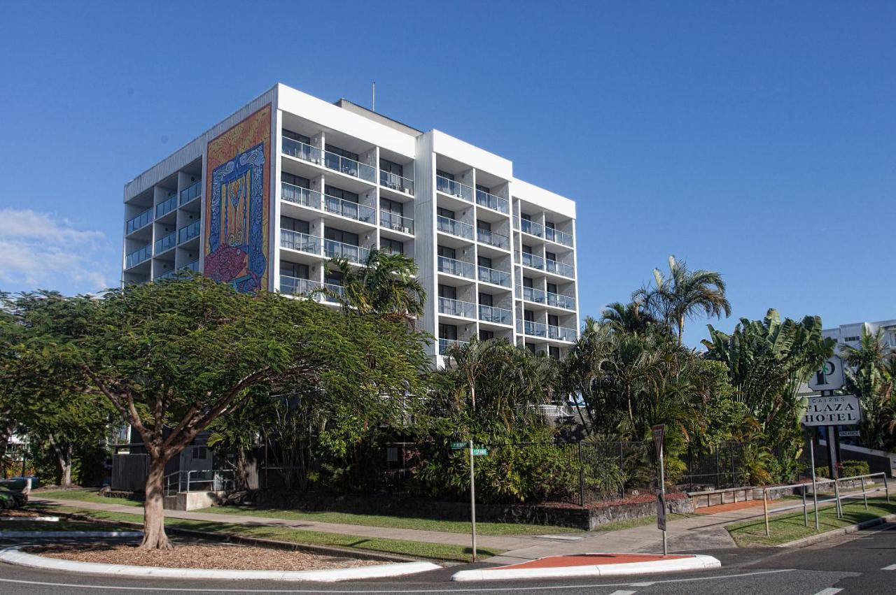 Cairns Plaza Hotel Exterior photo